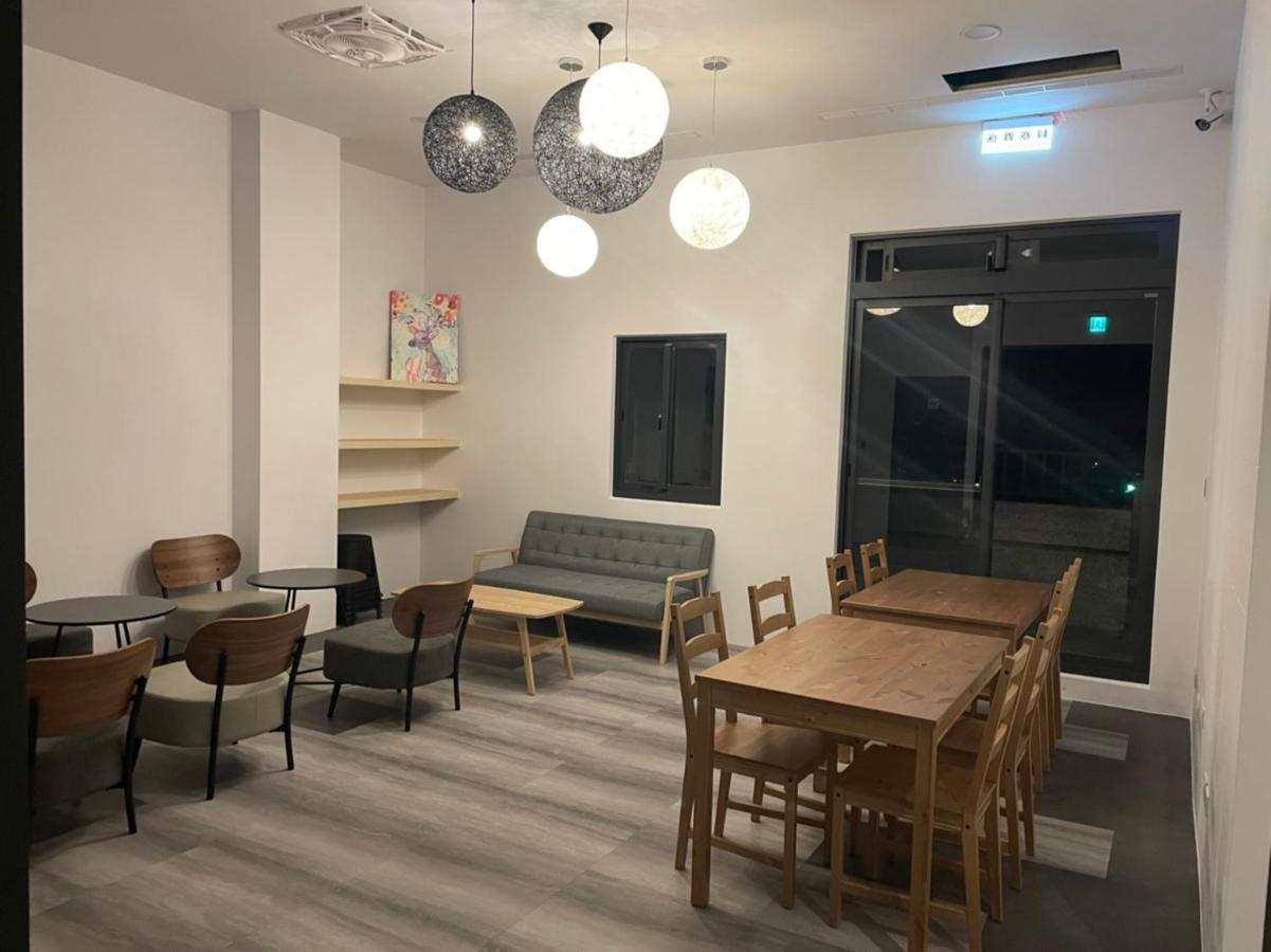 One Night Hostel Yilan Exterior photo