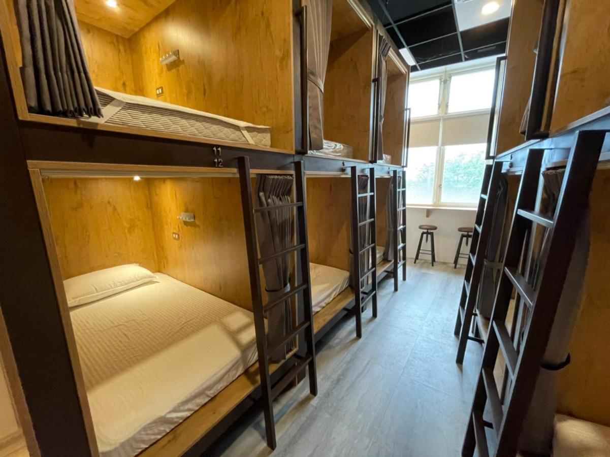 One Night Hostel Yilan Exterior photo