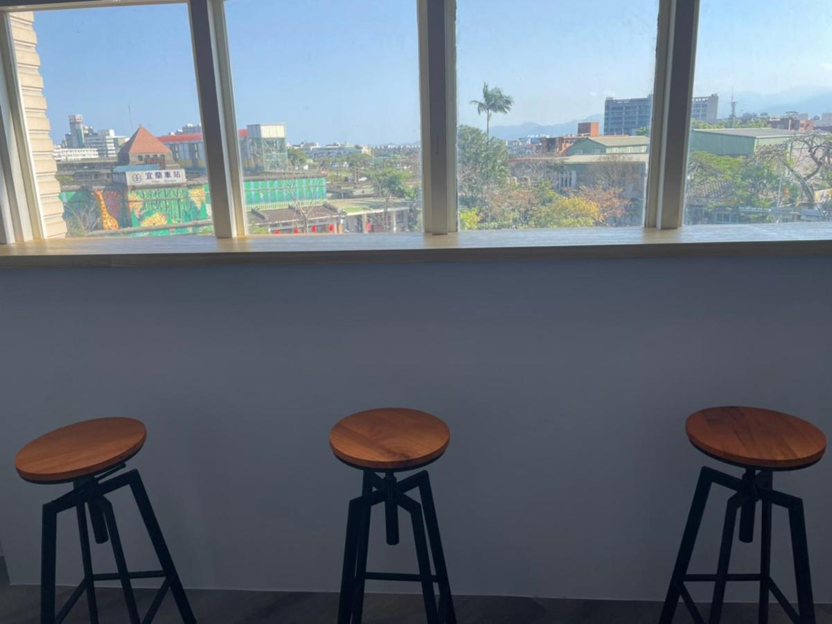 One Night Hostel Yilan Exterior photo