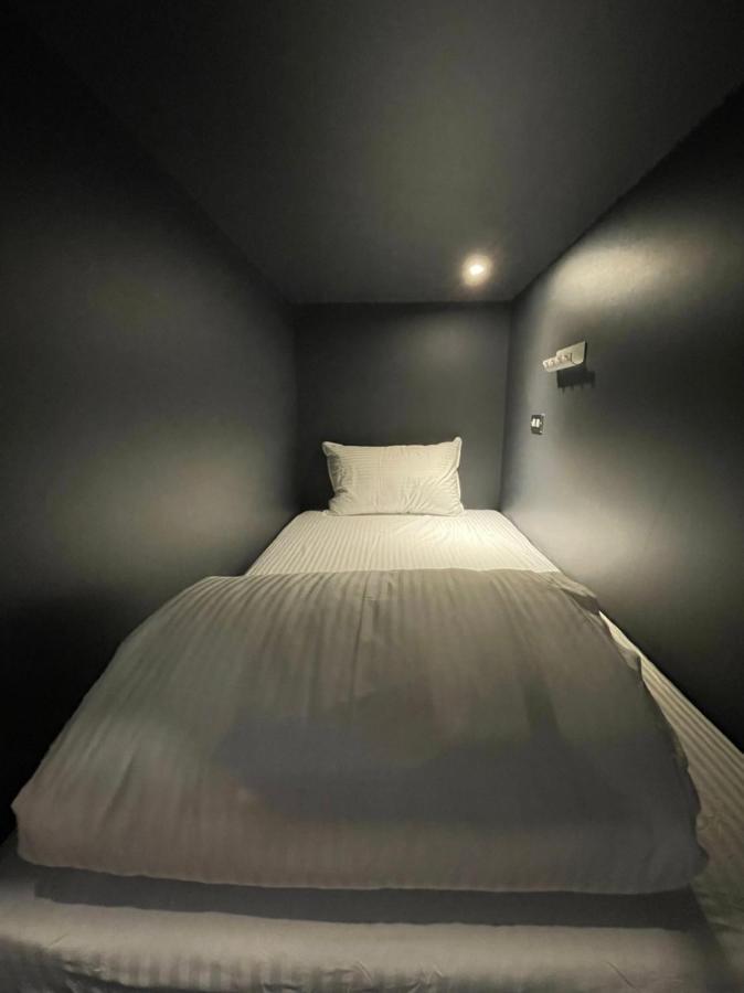 One Night Hostel Yilan Exterior photo